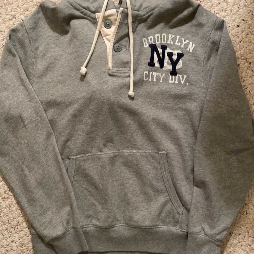 Men’s medium Heather gray Old Navy hoody
